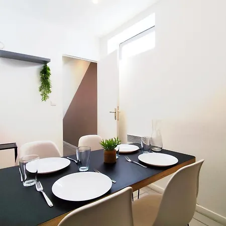 Apartment Duplex *